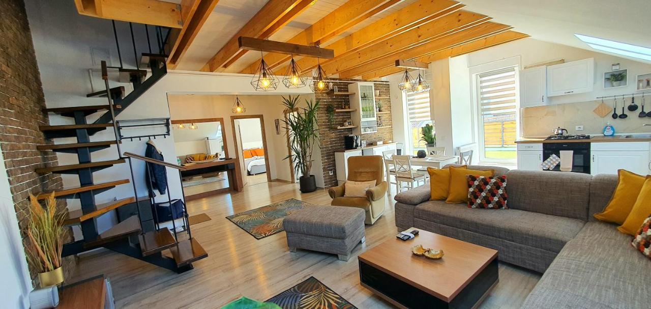Hoobee Home & Rooftop Terrace Targu Mures Luaran gambar